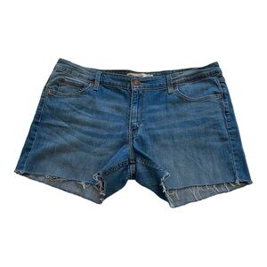 Levi’s Cut Off  Denim Frayed Edges Jean Shorts - Size 16